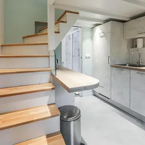 beautiful-and-bright-duplex-nearby-alesia-in-the-heart.fr-paris.fr/